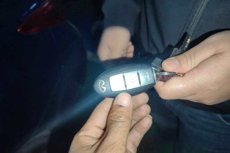 Used Infiniti Q50L 2016 2.0T Comfort Edition