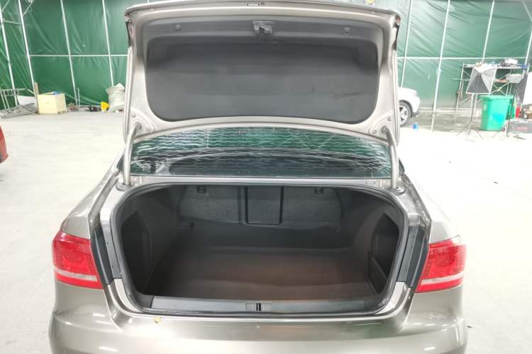 Used Volkswagen Magotan 2015 1.8TSI Advanced Model