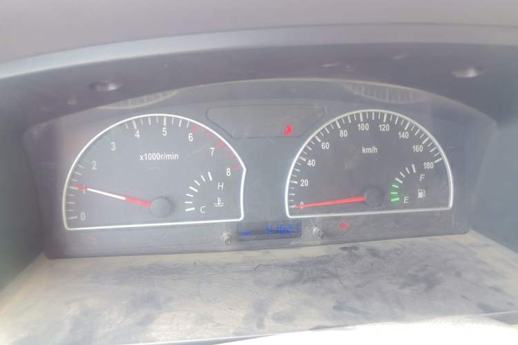 Used Dongfeng Shuaike 2011 1.5L Manual Standard 5-Seater China IV