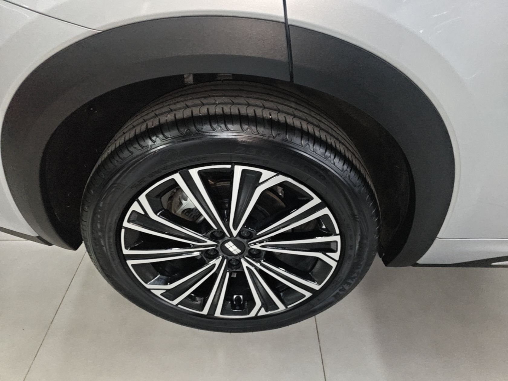 Geely Galaxy Xingjian 7 EM-i 2026 Model 135km Starship Version — снимка 11