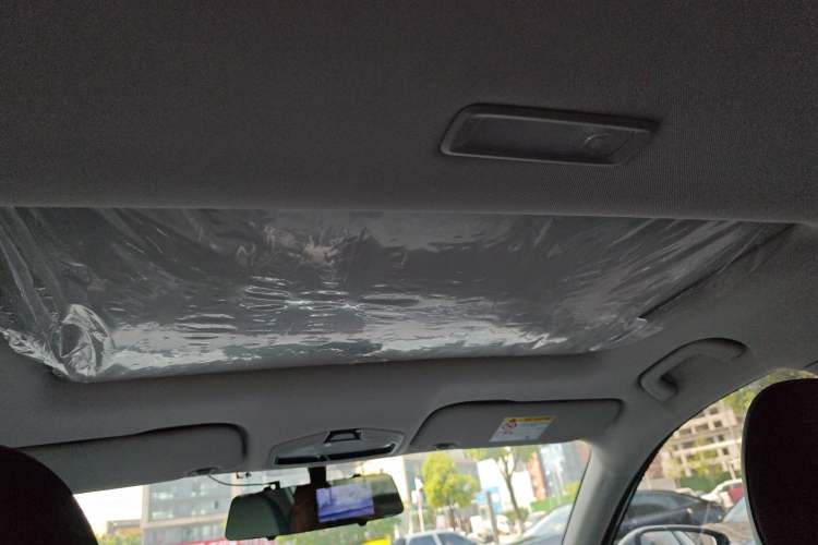 Used Geely Auto Emgrand 2023 4th Generation Champion Edition 1.5L CVT Flagship Model Headliner