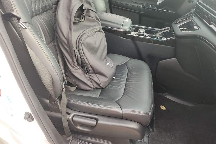 Used Honda Elysion 2022 2.0L eHEV Prestige Edition
