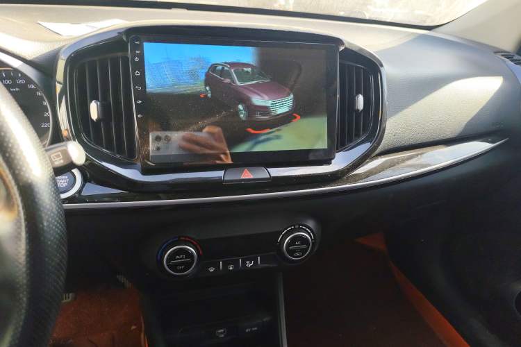 Used Kia kx1 Stonic 2021 1.4L CVT Fun & Sunroof Model