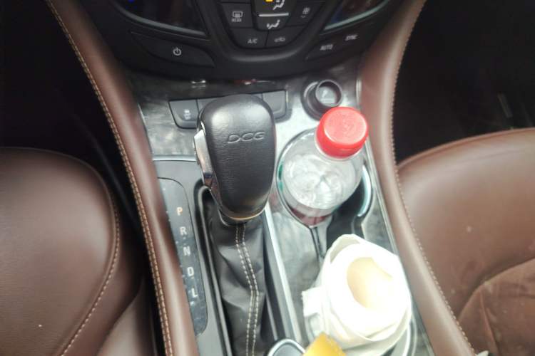 Used Buick Envision 2016 20T Two-Wheel-Drive Elite Model Gear Lever