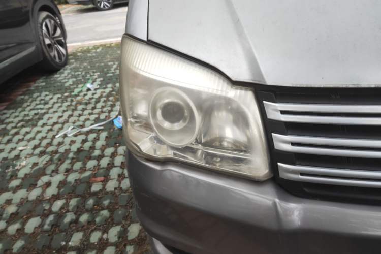 Used FORTHING Lingzhi 2015 M3 1.6L 7-Seater Luxury Model
