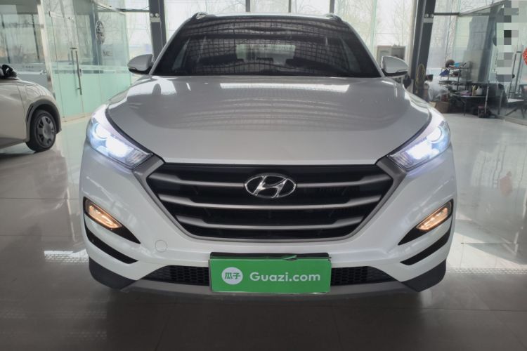 Used Hyundai Tucson 2018 1.6T Dual-Clutch Two-Wheel Drive 15th Anniversary Special Edition
