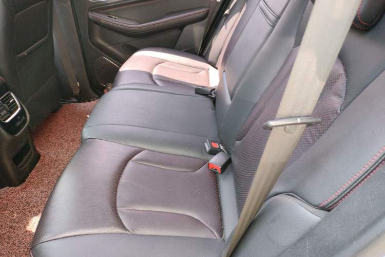 Used Baojun 560 2015 1.8L manual luxury version