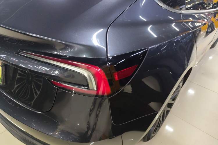 Used Tesla Model 3 2023 Long-Range All-Wheel-Drive Version