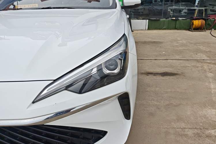 Used Roewe i5 2023 1.5L CVT Luxury Edition Left Front Headlight