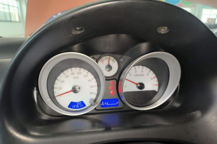 Used Baojun Lechi 2012 Revised Version 1.2L Manual Sporty Edition Dynamic Type Instrument Cluster