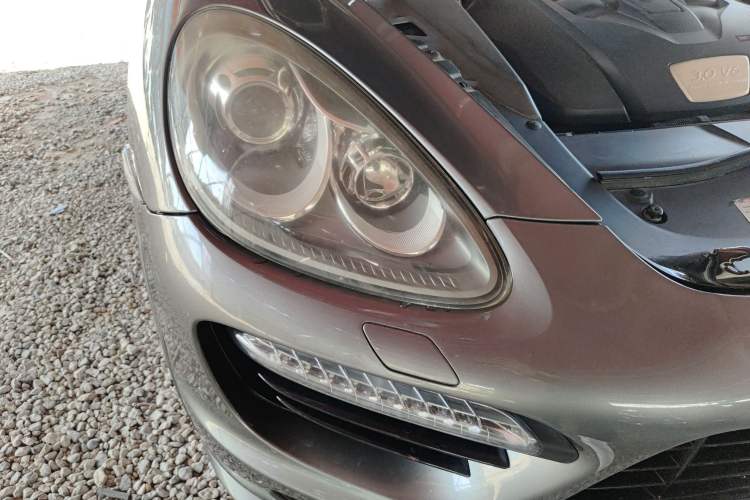 Used Porsche Cayenne  Right Front Headlight