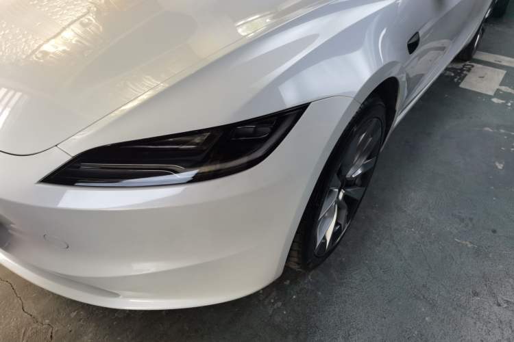 Used Tesla Model 3 2023 Long-Range All-Wheel-Drive Version
