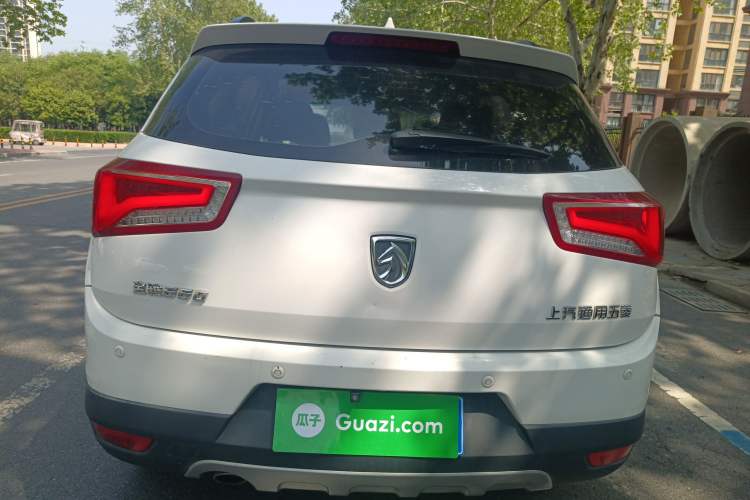 Used Baojun 560 2015 1.8L manual luxury version