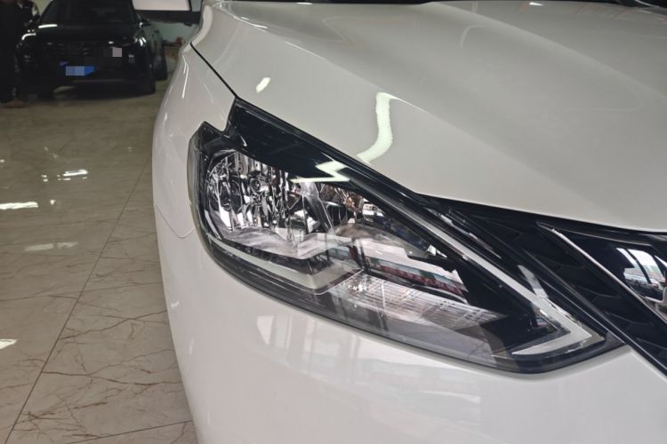 Used Nissan Sylphy 2022 Classic 1.6XE CVT Comfort Edition Right Front Headlight
