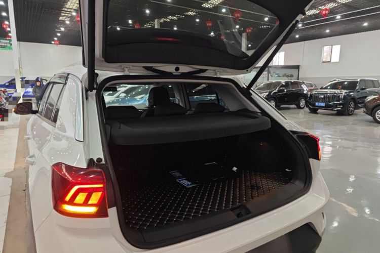 Used Volkswagen T-ROC 2022 280TSI DSG Two-Wheel Drive Comfort PLUS