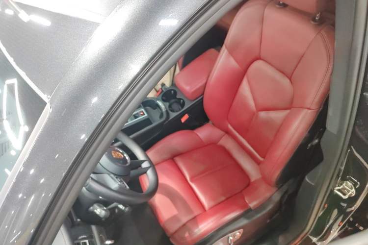 Used Porsche Macan 2024 Macan 2.0T
