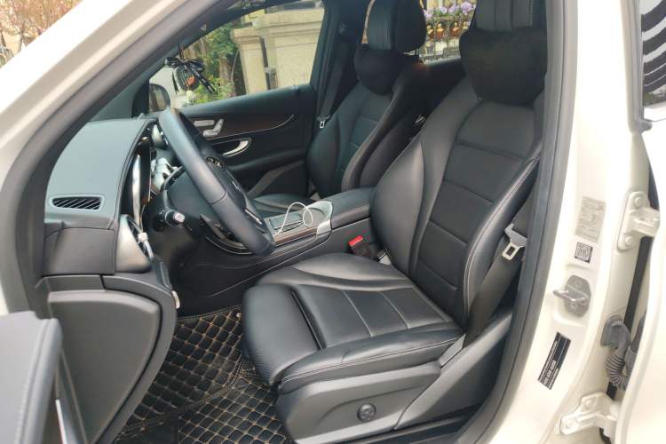 Used Mercedes-Benz GLC 2020 Facelift GLC 260 L 4MATIC Luxury Edition