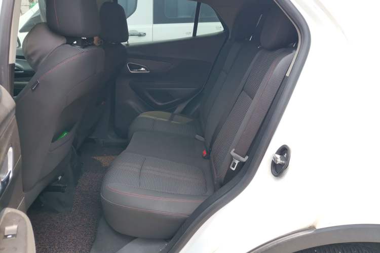 Used Buick Encore 2015 1.4T Automatic Two-Wheel Drive Urban Elite Version