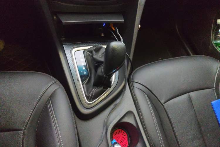 Used Buick GT 2019 18T Automatic Connected Elite Model China VI Standard Gear Lever