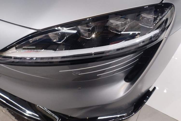 Used Hima Luxeed S7 2025 703km Ultra Sport Edition
