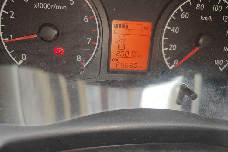 Used Venucia R30 2014 1.2L Manual Enjoyment Edition