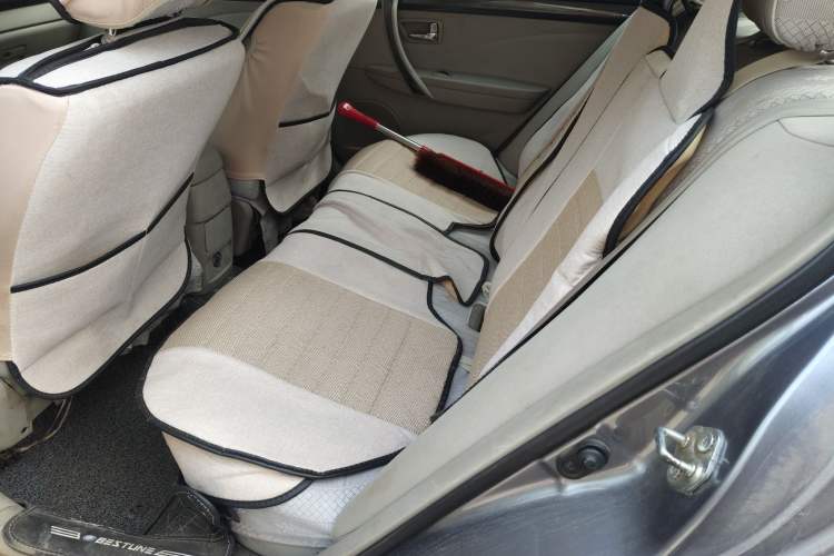 Used Bestune B70 2011 2.0L Automatic Fashion Version