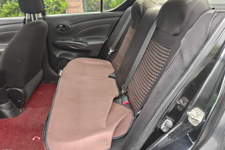 Used Nissan Sunny 2014 1.5XE CVT Comfort Edition Left Rear Seat
