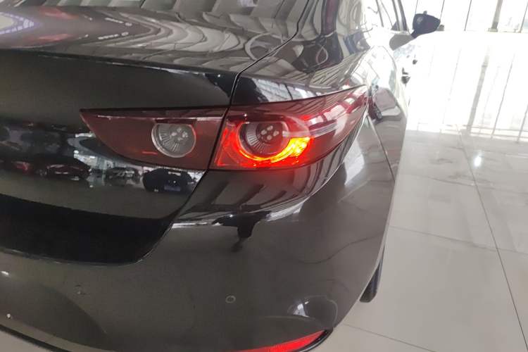 Used Mazda Mazda 3 Axela 2023 1.5L Manual ZhiMei Edition