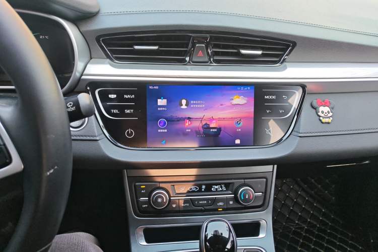 Used Geely Auto Emgrand 2020 1.5L CVT Upward Version Audio And AC Panel