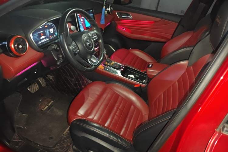 Used MG HS 2018 30T Automatic Two-Wheel Drive Trophy Edition—High-Octane V-Model