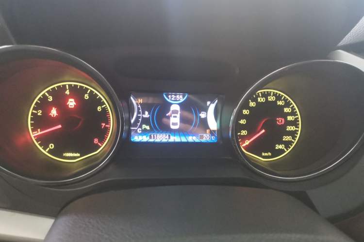 Used BYD G5 2014 1.5TI Manual Luxury Edition Instrument Cluster