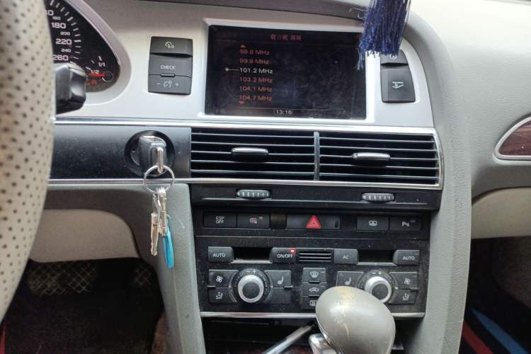 Used Audi A6L 2011 2.8 FSI Comfort Model