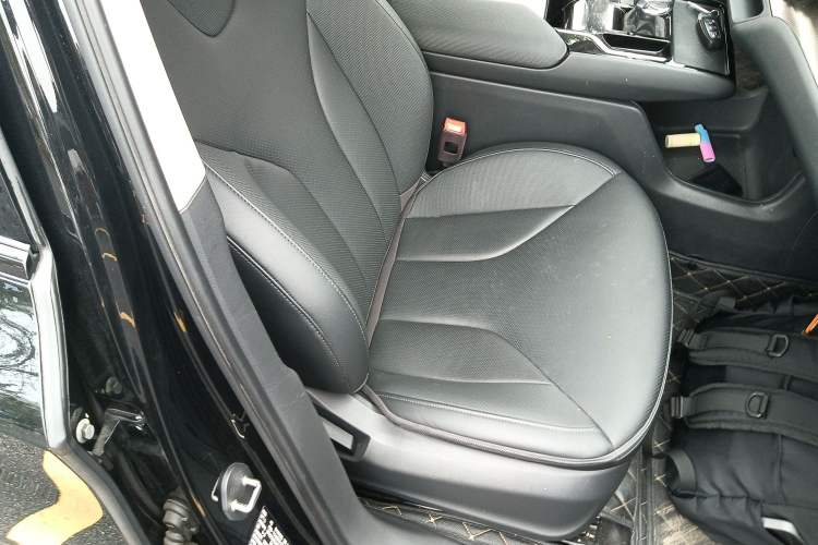 Used Hongqi E-QM5 2023 Revised Version Basic Travel Edition
