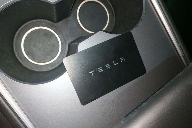 Used Tesla Model Y 2021 Standard Range Rear-Wheel Drive Version