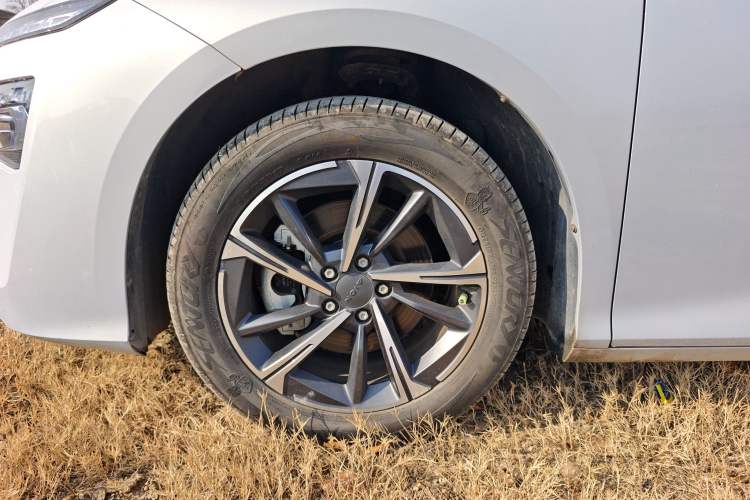 Used AION S MAX 2025 70 Star Edition 53.7 kWh
