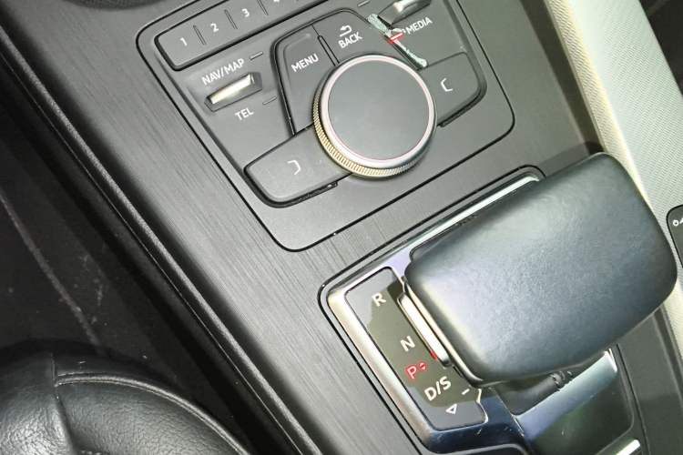 Used Audi A5 2017 Coupe 40 TFSI Fashion Model
