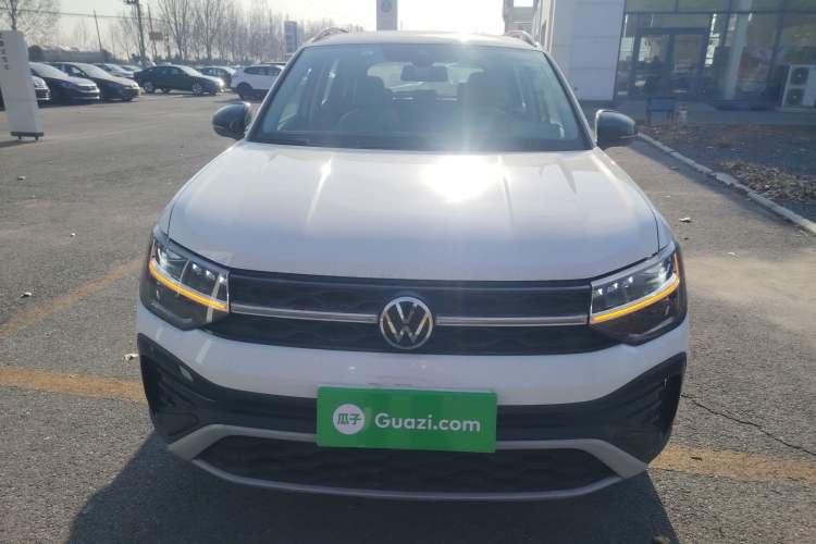 Used Volkswagen Tharu 2024 300TSI Two-Wheel-Drive Moon Luxury Edition
