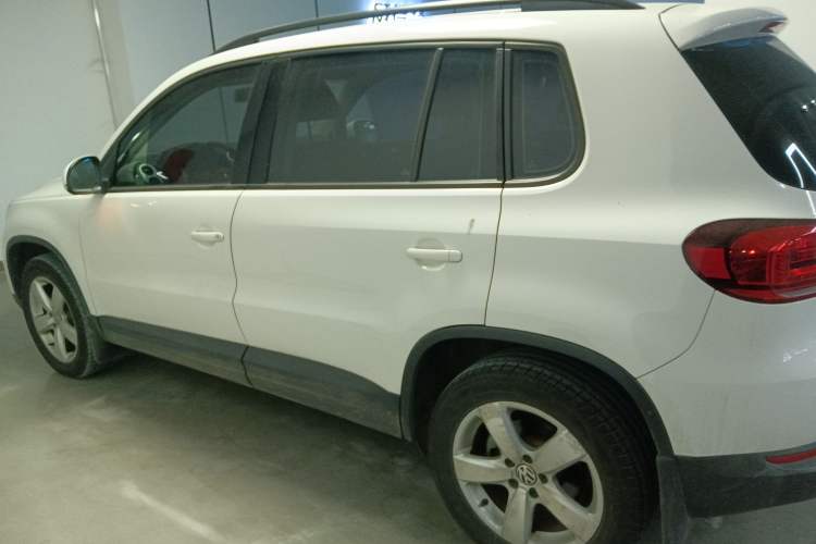 Used Volkswagen Tiguan L 2013 1.8 TSI Automatic Two-Wheel Drive Comfort Edition