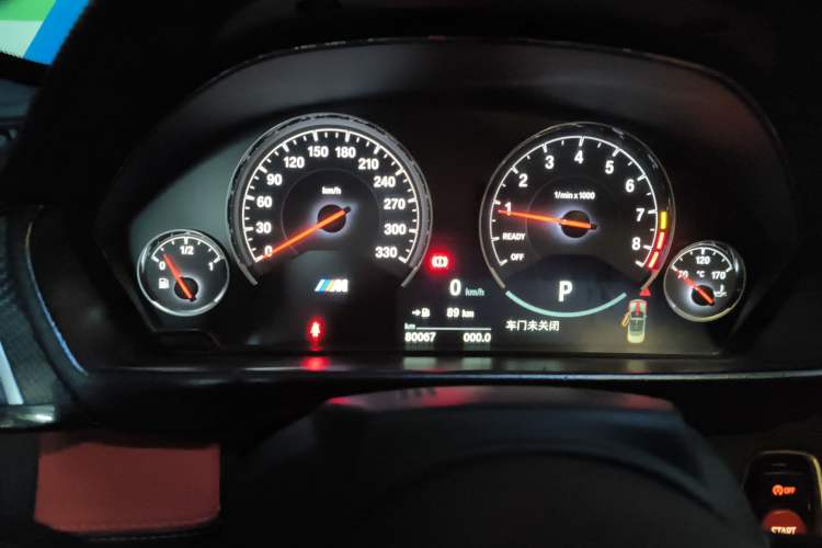 Used BMW M4 2019 M4 Convertible Coupe Shadow Edition
