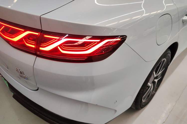 Used BYD Qin L 2025 DM-i Smart Drive 120KM Superior Model