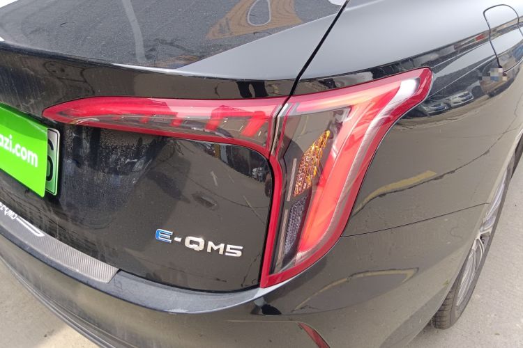 Used Hongqi E-QM5 2024 450km Range Commuter Version Right Rear Taillight