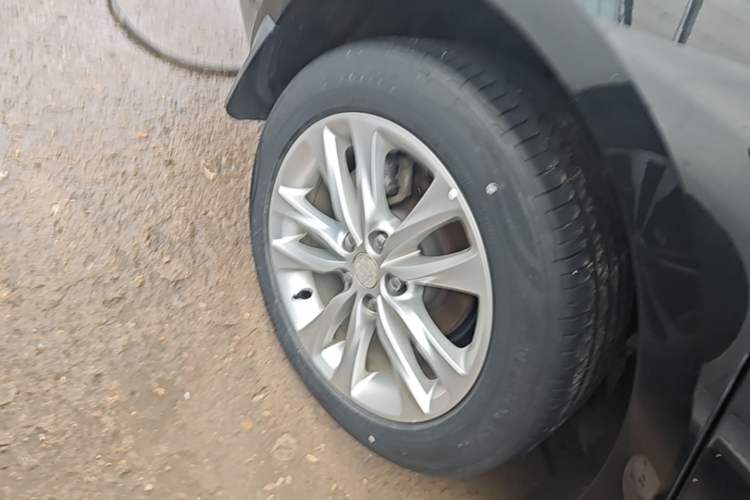 Used Buick Verano 2019 Sedan 20T Dual-Clutch Leading Model