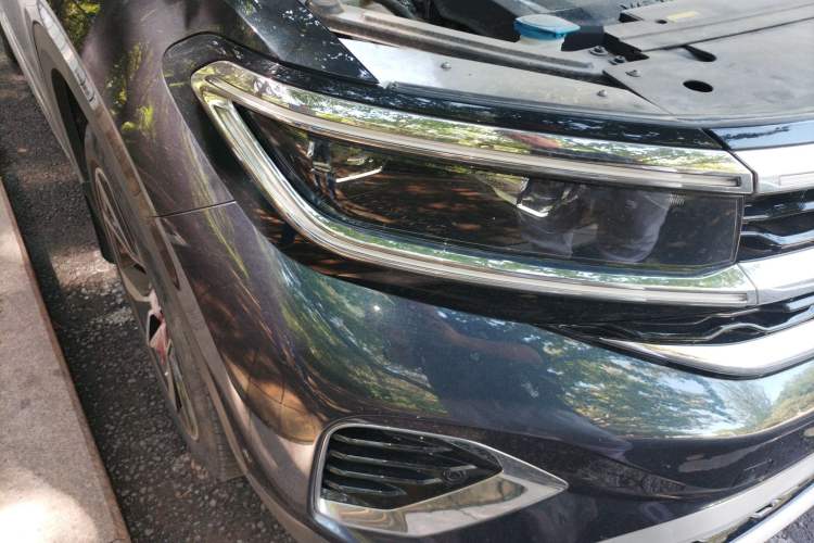 Used Volkswagen Talagon 2021 530TSI Four-Wheel Drive Flagship Shengjing Edition Pro Right Front Headlight