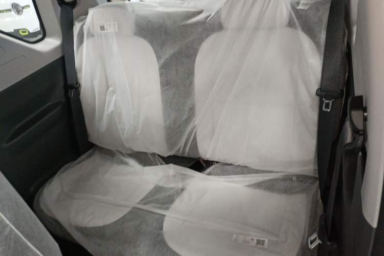 Used Geely Galaxy Panda 2025 210 km – Yuanqi Bear Left Rear Seat