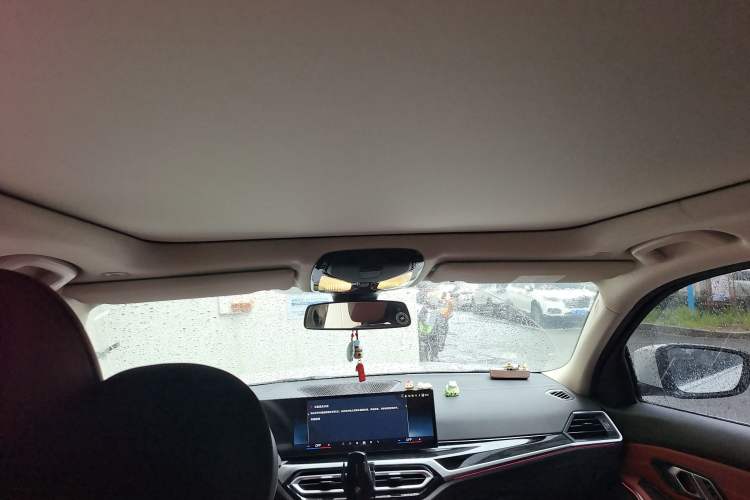 Used BMW i3 2024 eDrive 35 L
