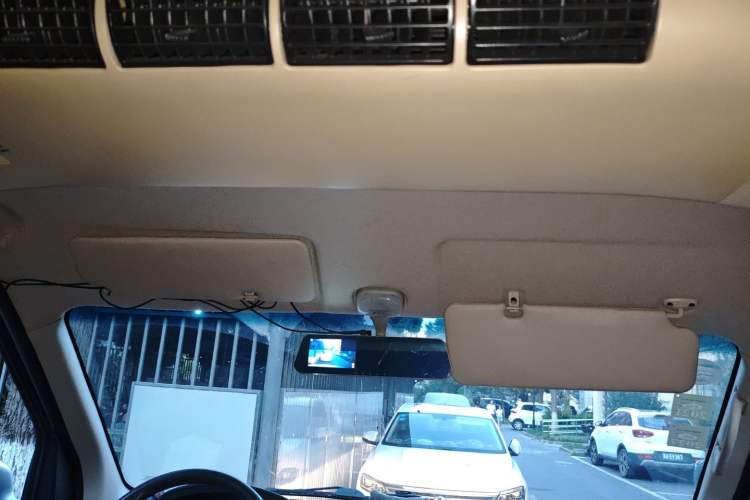 Used CHANGAN KAICHENG Ruixing M70 2018 1.5L Comfort Model Flat-Top Hatchback DAM15DL
