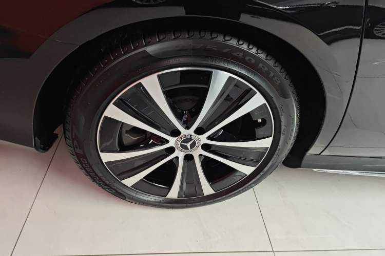 Used Mercedes-Benz E-Class New Energy 2022 E 350 e L Plug-in Hybrid Sports Sedan