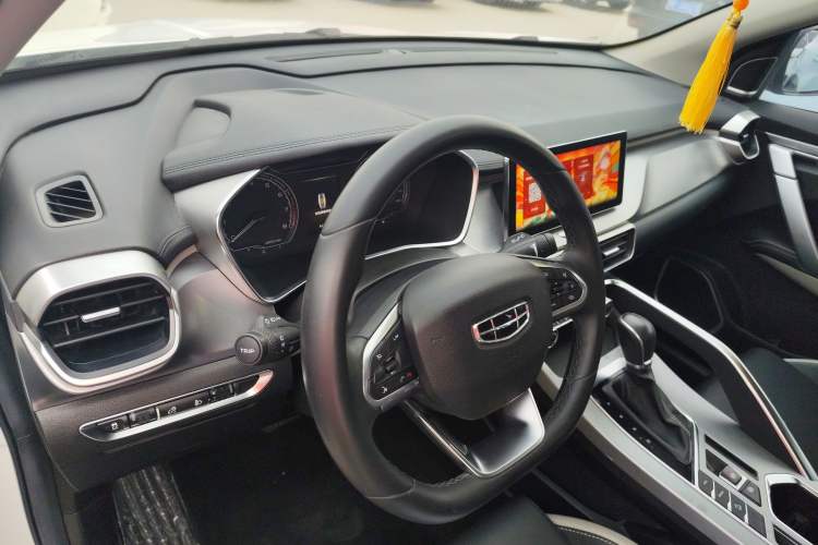 Used Geely Auto Coolray 2020 PRO 240T DCT Hunter
