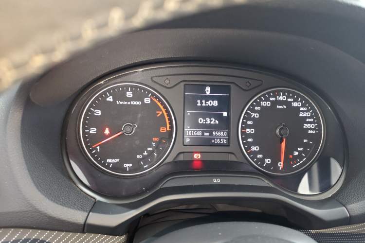 Used Audi Q2L 2020 35 TFSI Fashionable and Elegant Model Instrument Cluster