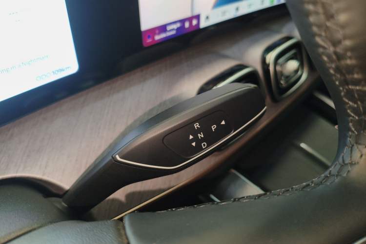 Used Chery Fengyun T10 2024 210 Luxury Edition Gear Lever